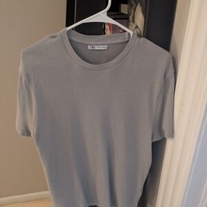 Zara Men's Gray T-Shirt